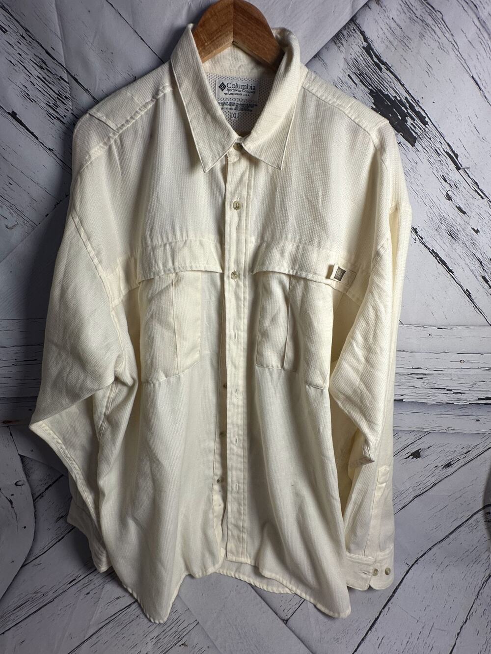 Columbia PFG Fishing Shirt Men's Size XL Ivory Ripstop Vented Relaxed Button-Up